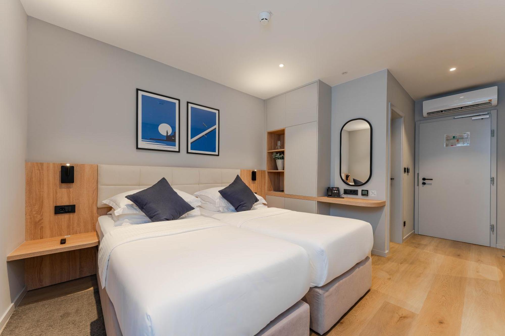 Hotel A'Mare Zadar Phòng bức ảnh