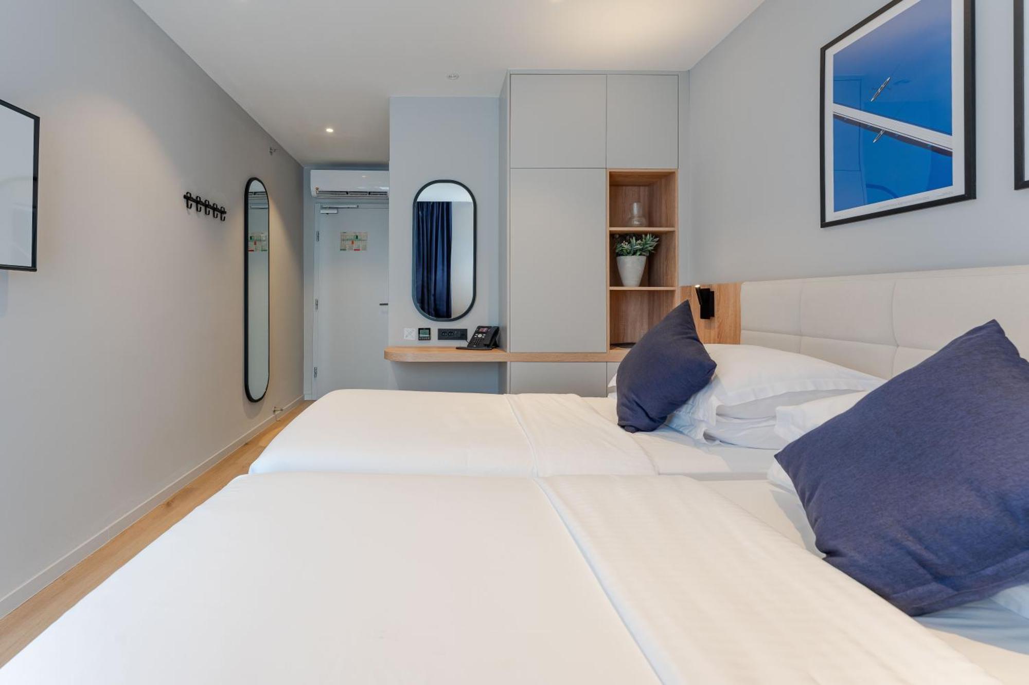 Hotel A'Mare Zadar Phòng bức ảnh